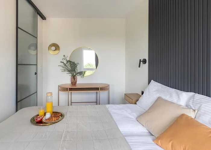 River Side Residence 3/19